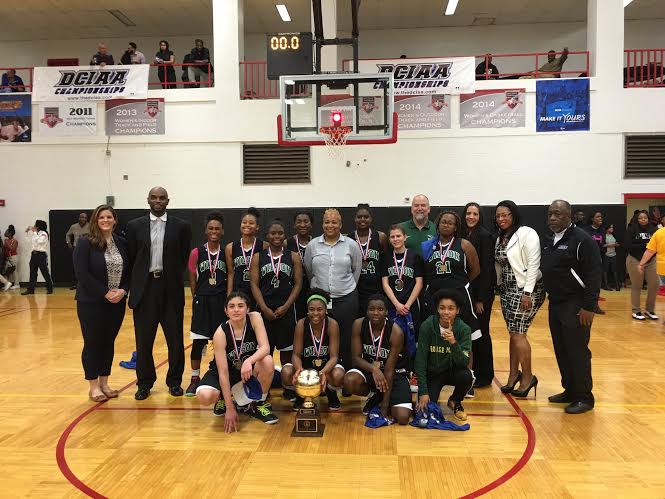 Girls varsity basketball team captures DCIAA title