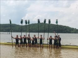 CHAMPS: Boys crew wins national title